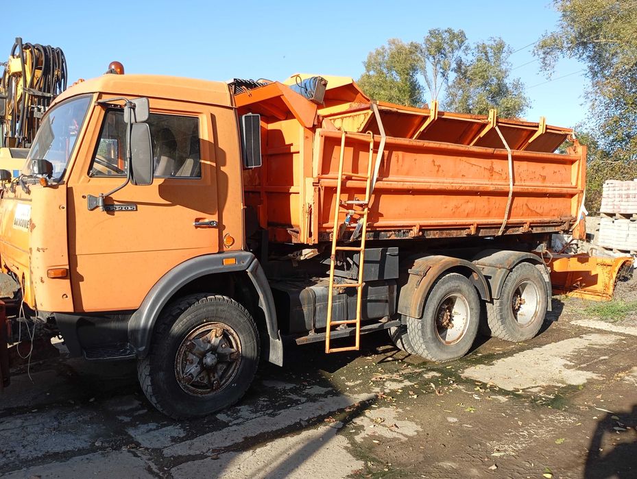 Kamaz z silnikiem Mana Piaskarka P1 Pług