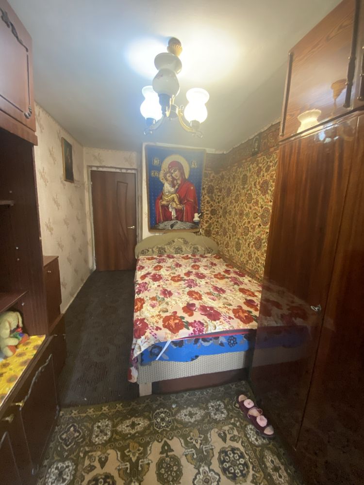 Продаж 2 кімн квартири з окремими кімнатами