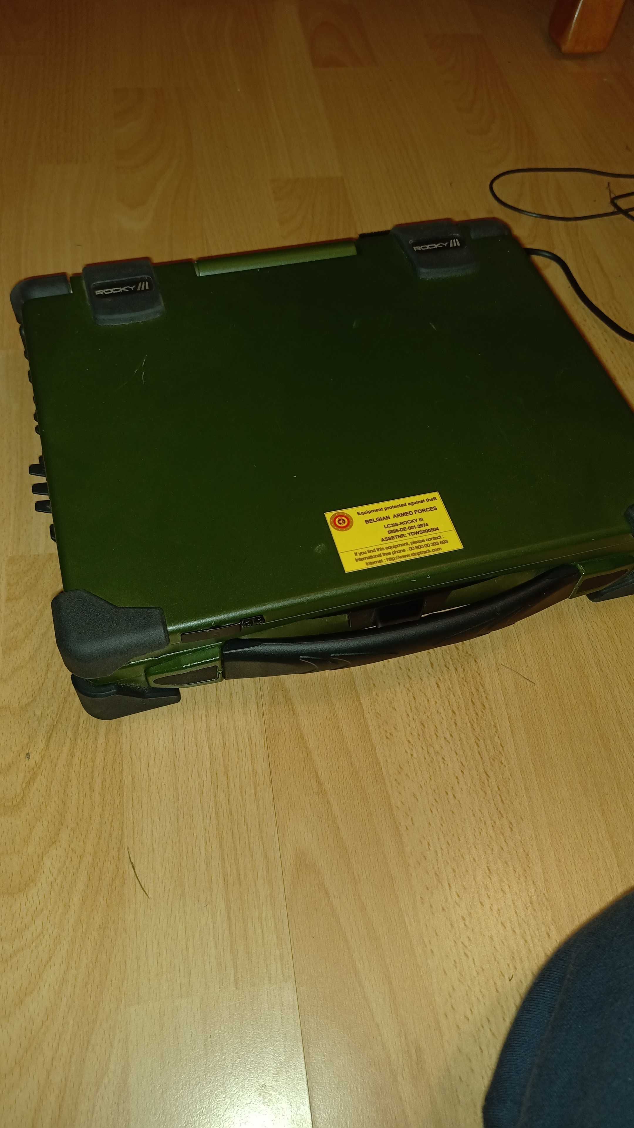 Pancerny militarny laptop RODA