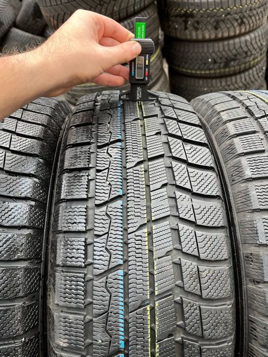 Шины БУ 215 65 R 16 TOYO WINTER Зимний комплект