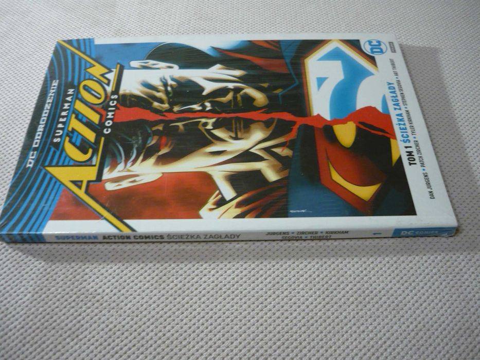 Superman Action Comics tom 1 Ścieżka zagłady Komiks / nowy folia