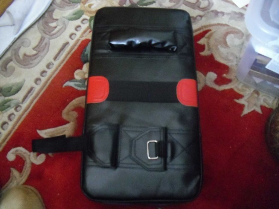 Almofada para treino kickboxing e outros