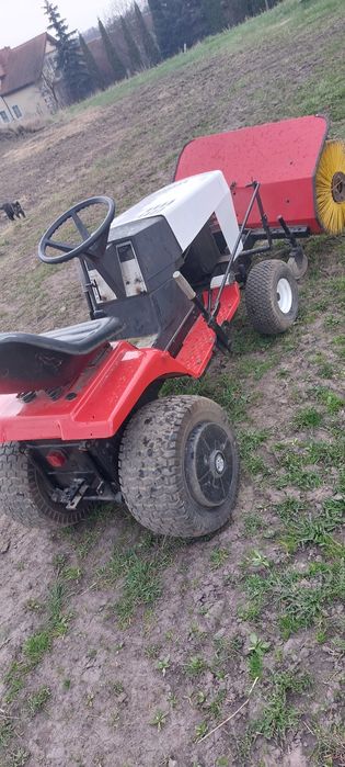 Duża kosiarka zamiatarka traktorek simplicity 5216 hydro twin 18km