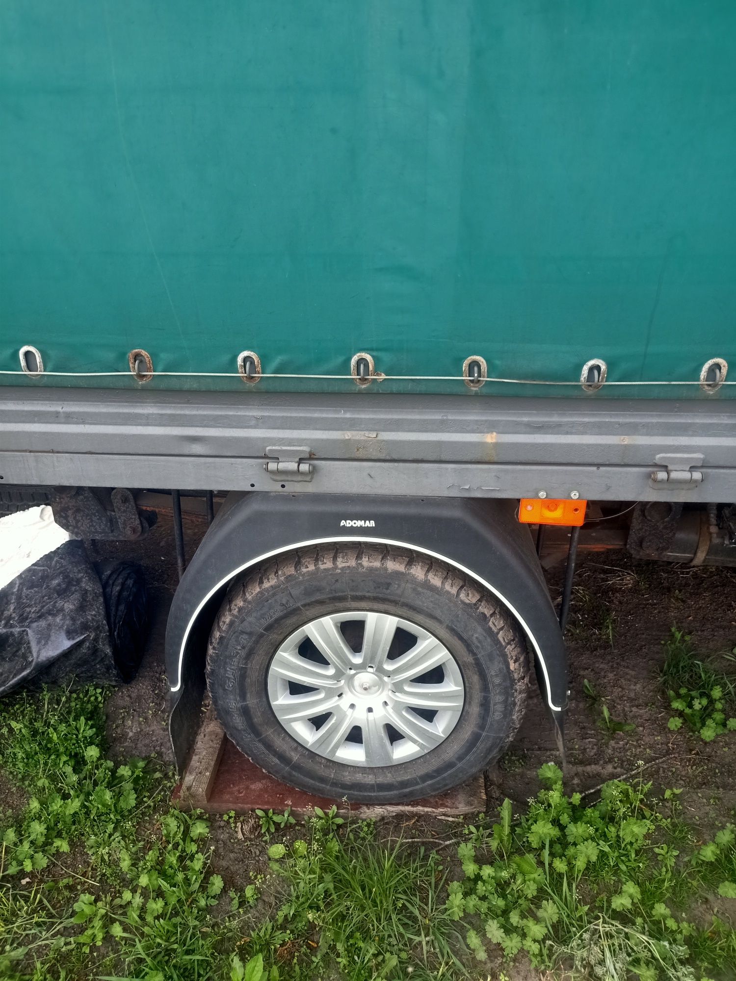 Продам Донг фенг Eq 1044 ,дизель об'ємом 3760