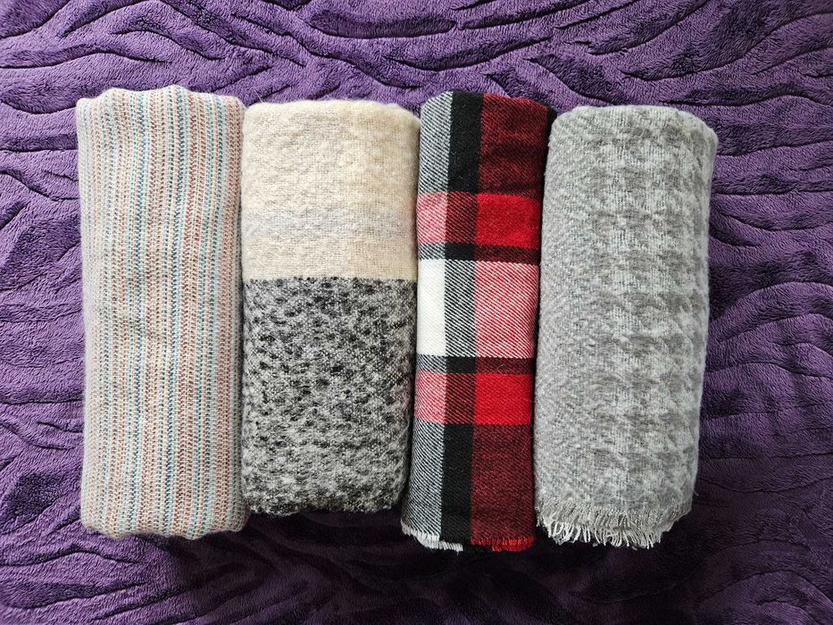 Szalik szal w kratkę paski 4 szt.