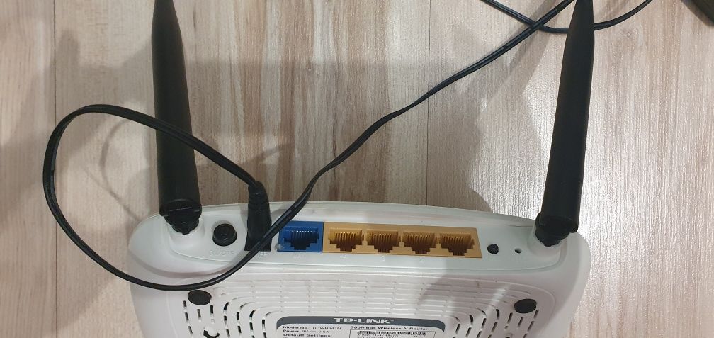Router TP-LINK  2 szt