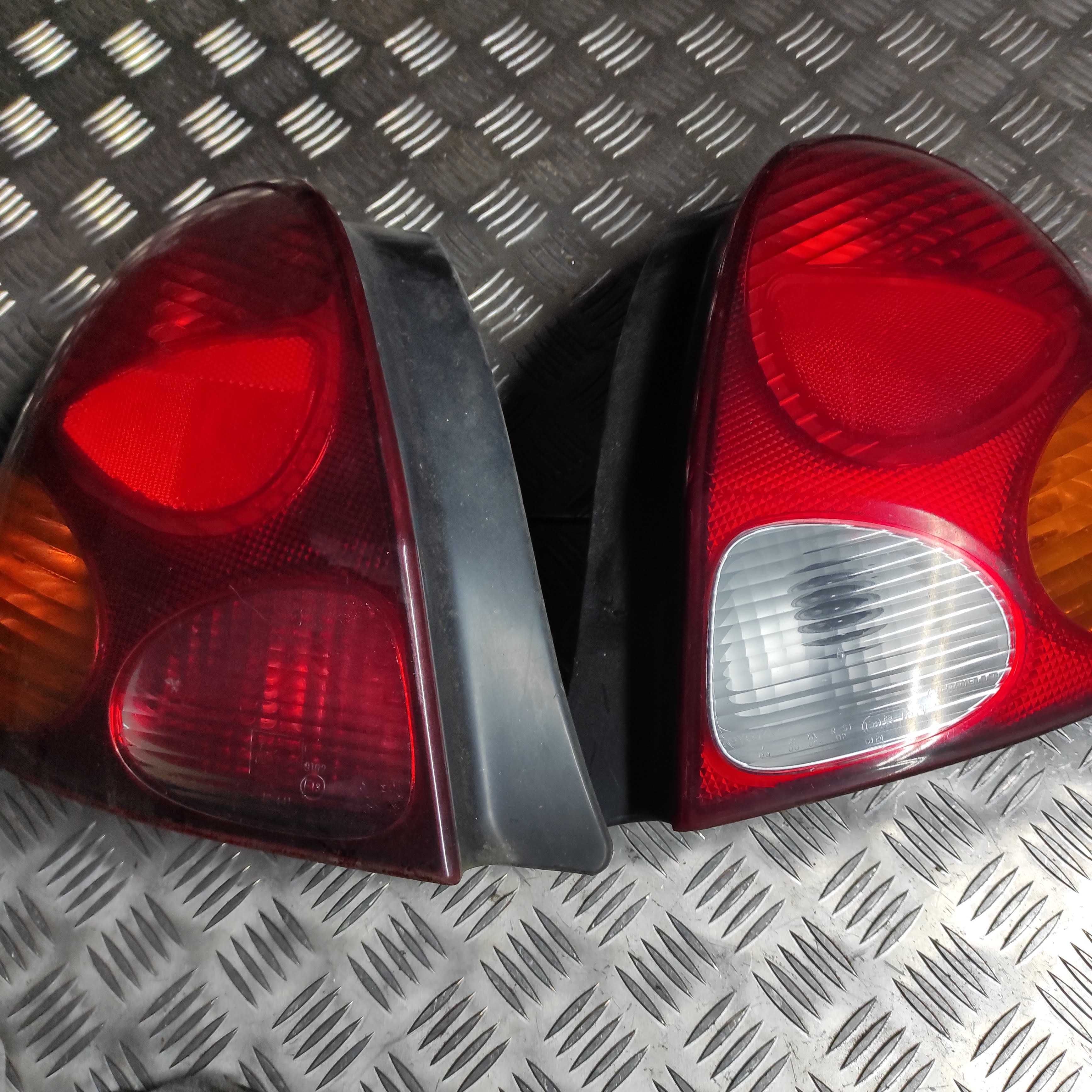 Lampa Lampy tył Prawa Lewa Toyota Corolla E 11 HB Komplet