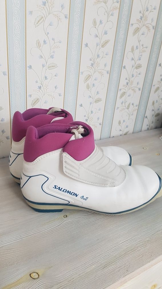 Buty narciarstwo biegowe rozm 39 Salomon