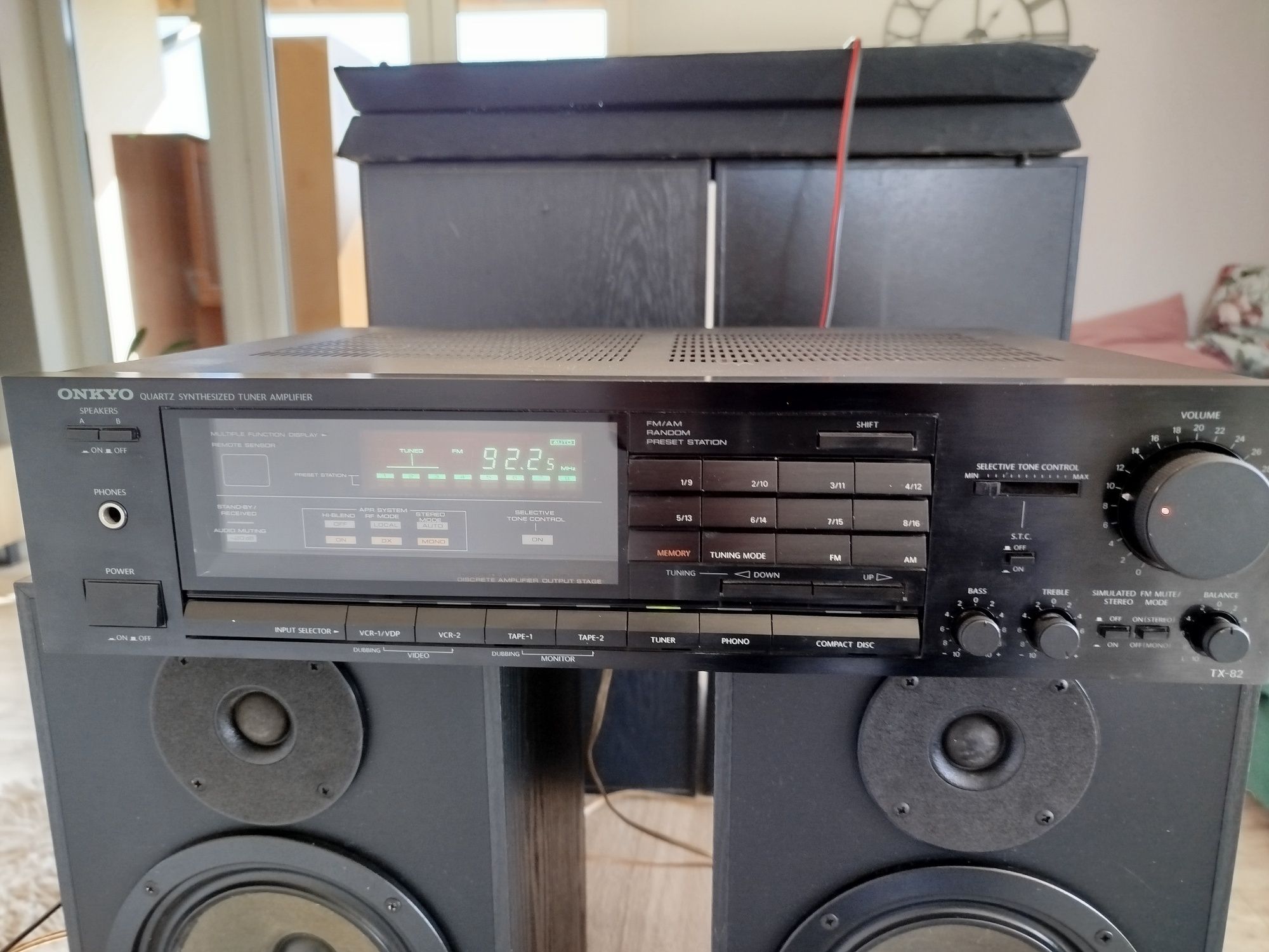 Amplituner Onkyo tx-82