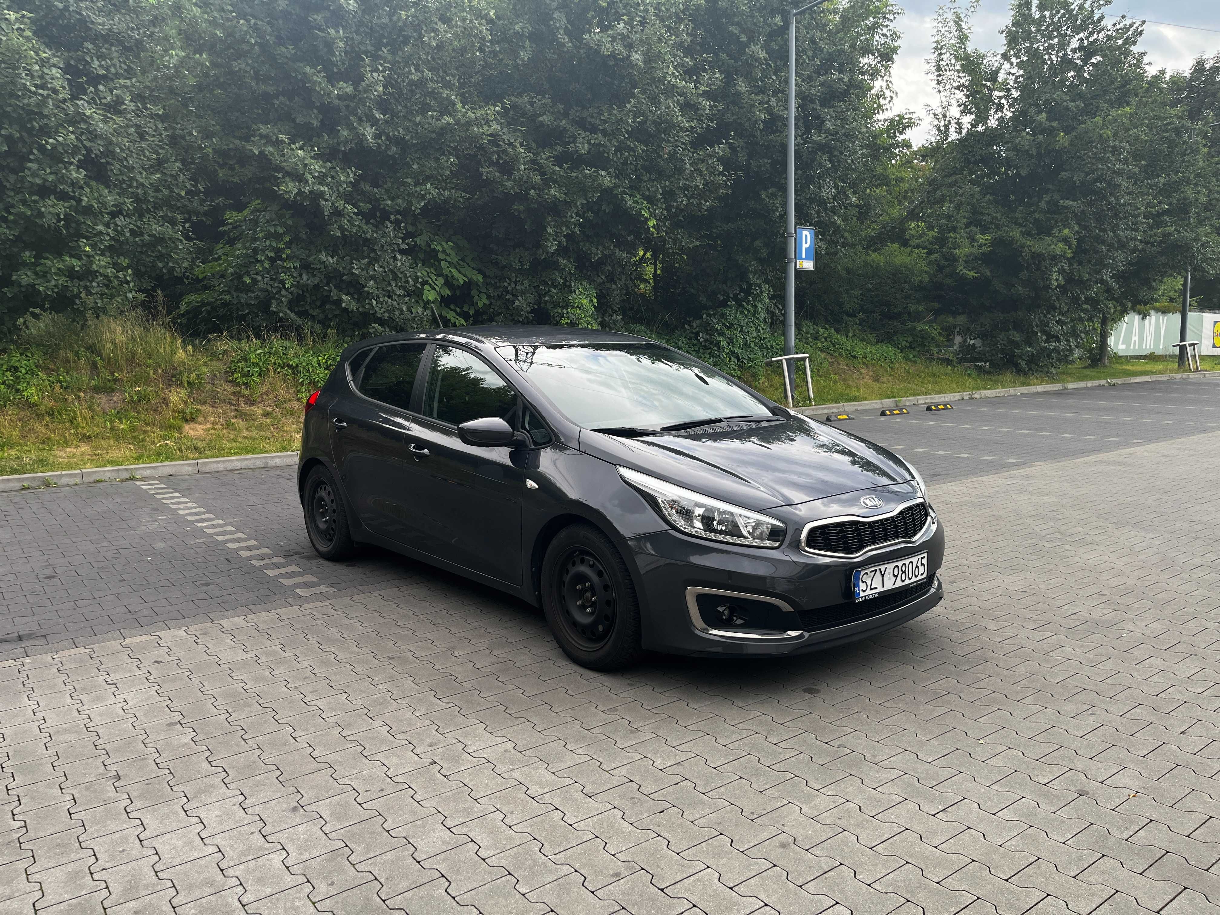 Kia Cee'd 2016 Benzyna Hatchback