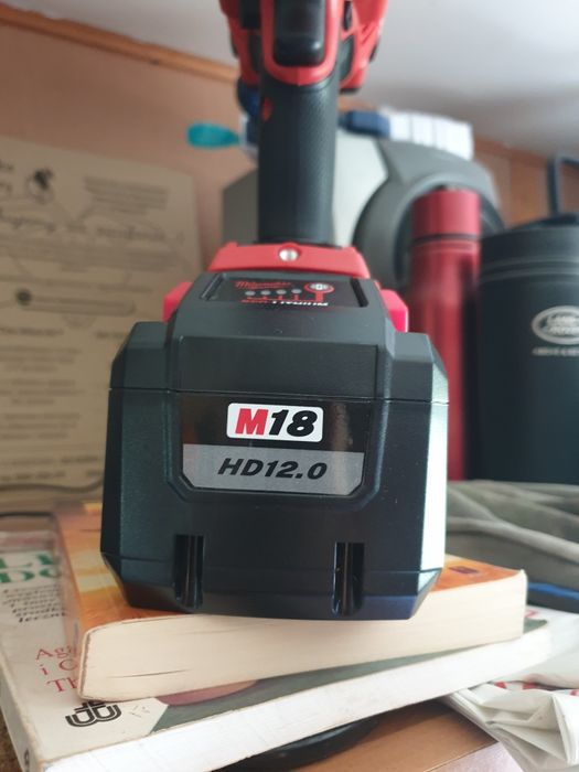 Milwaukee M18 HighOutput HD12.0 Red Lithium 12Ah Bateria
