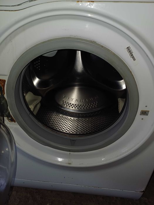 Стиральна машинка