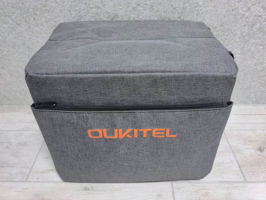 Зарядна станція Oukitel P2001E Plus