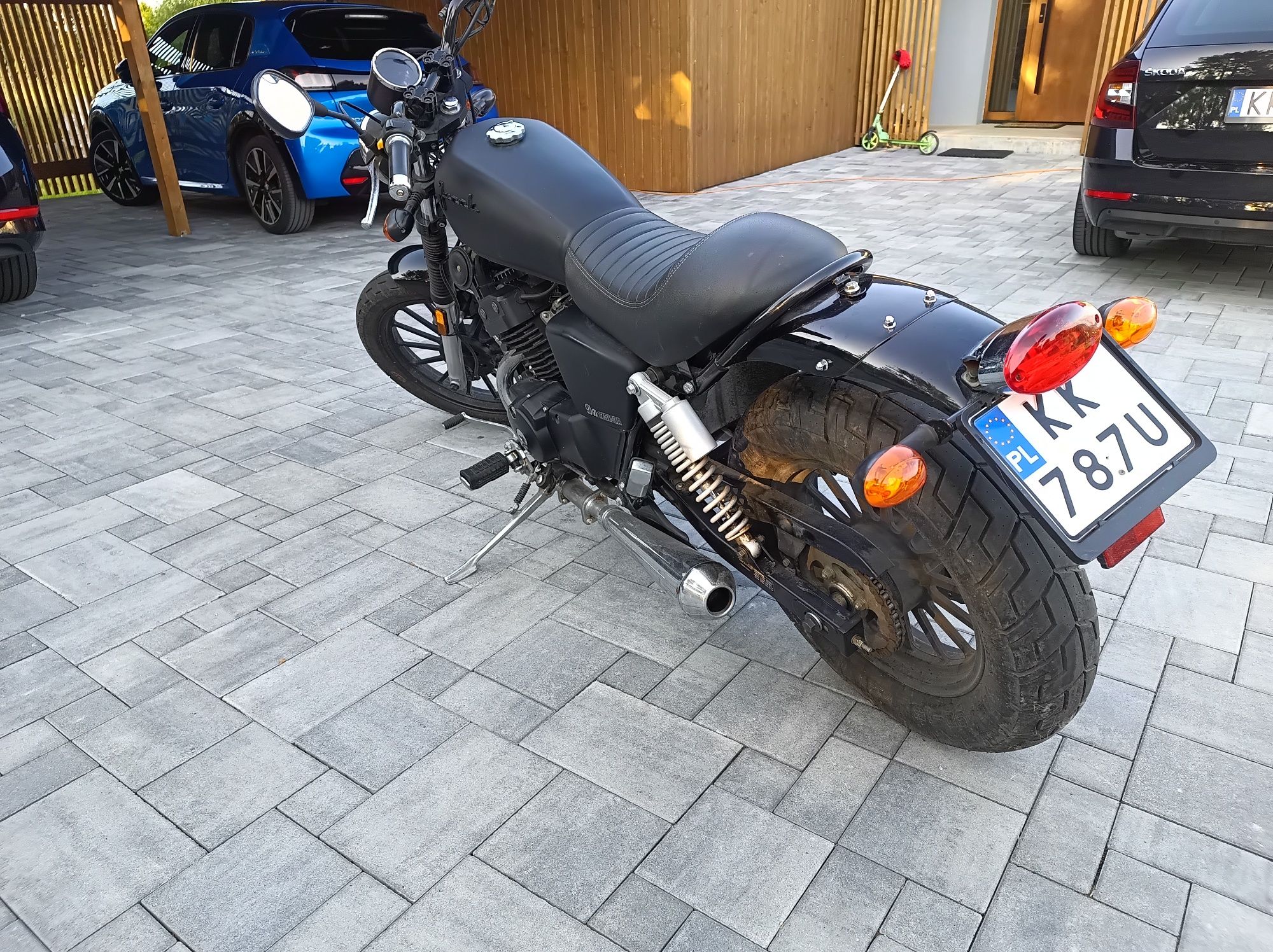 Junak m11 Cafe 125