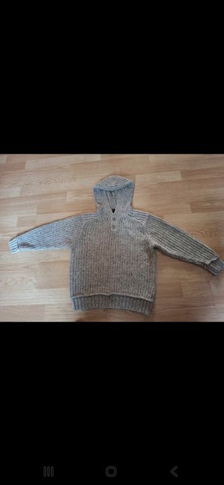 Sweter  chłopięcy 122-128