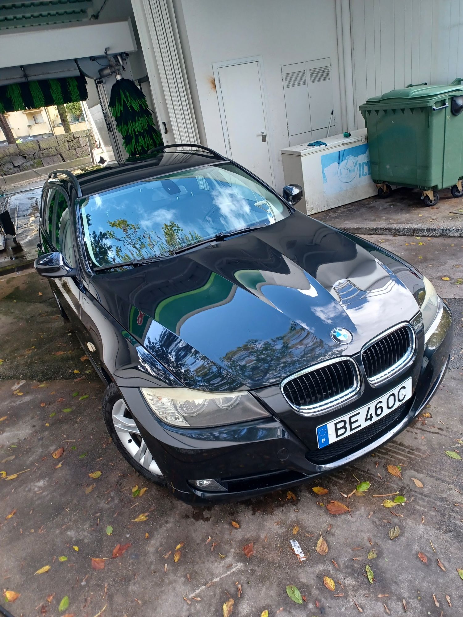 BMW 316i Touring E91 com GPS c/ novo  c/ garantia