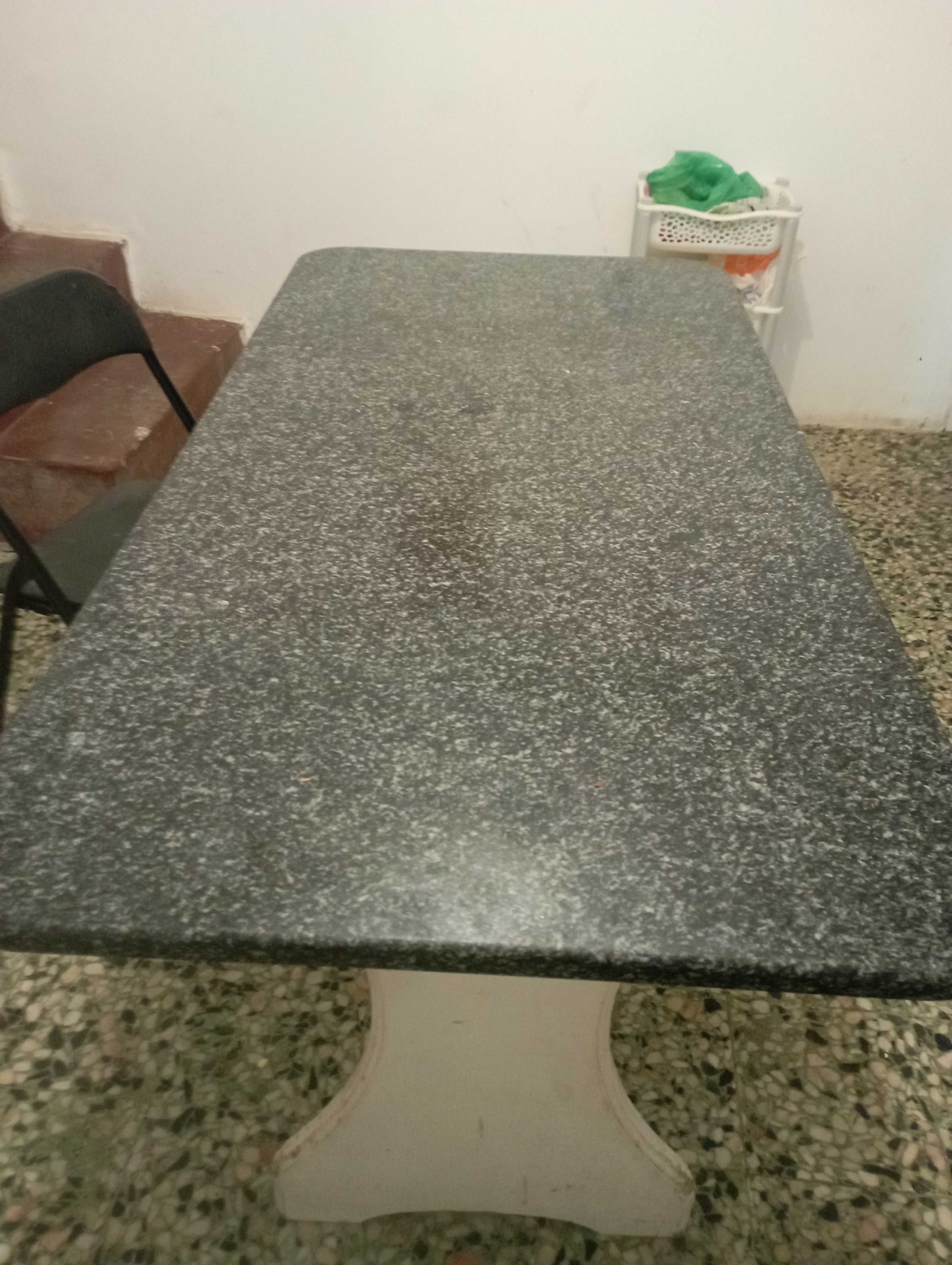 Mesa de pedra de