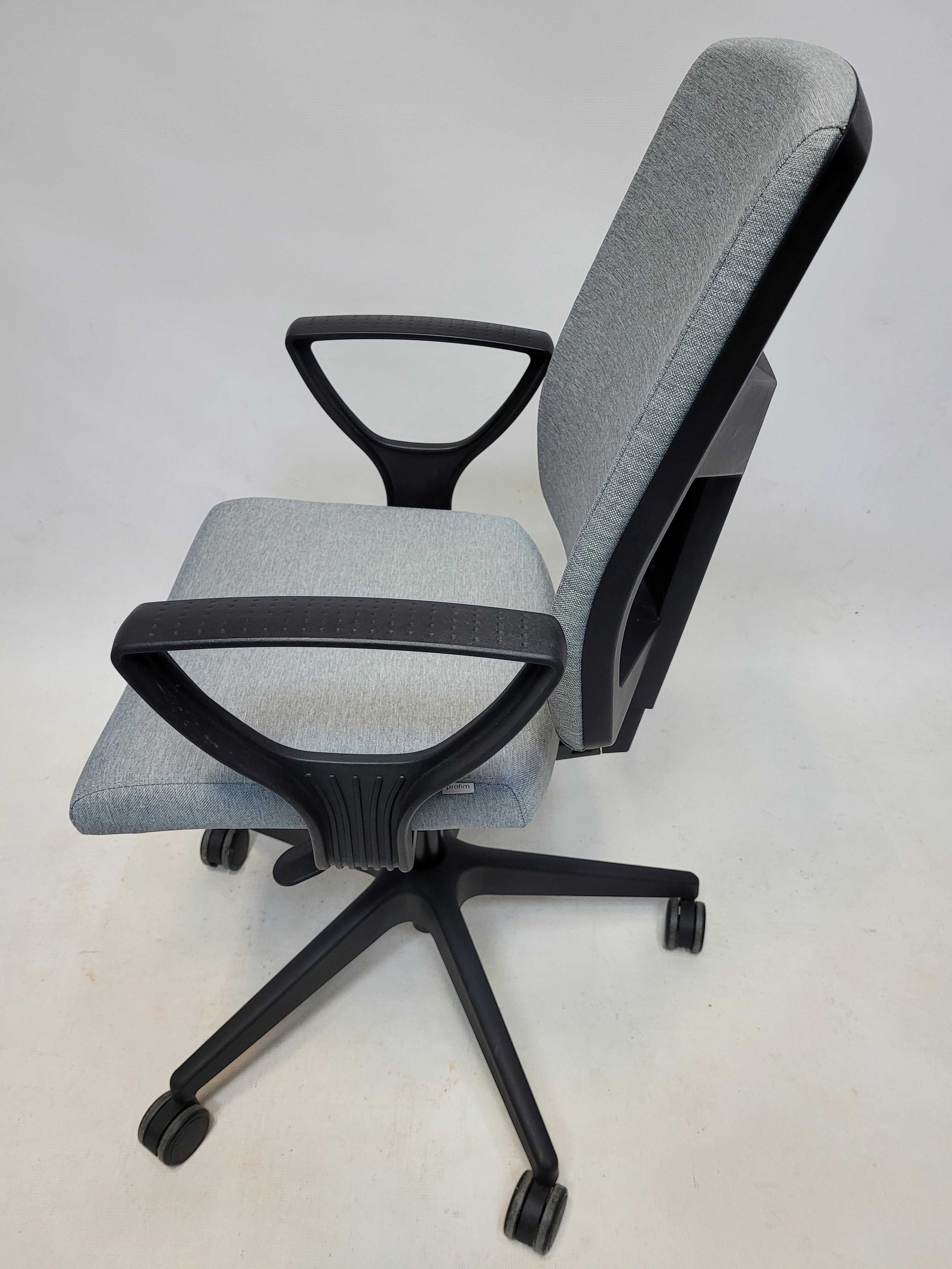 Fotel biurowy obrotowy Profim Raya 21S - dostępne 200 sztuk
