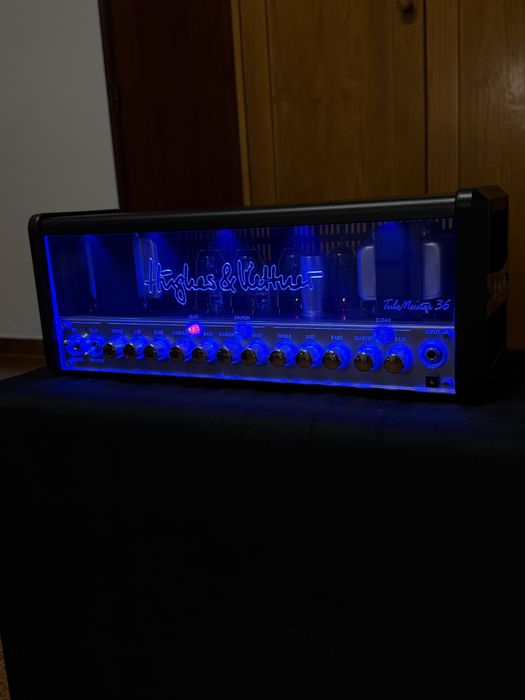 Amplificador Hughes & Kettner TubeMeister 36