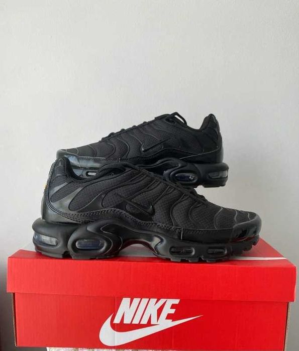 Buty Trampk Nike Air Max TN Black R.42