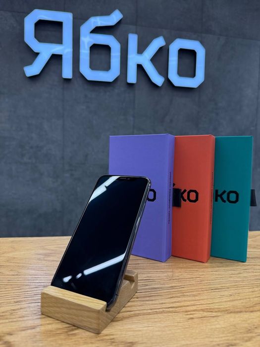 Смартфон Apple iPhone 11 Pro