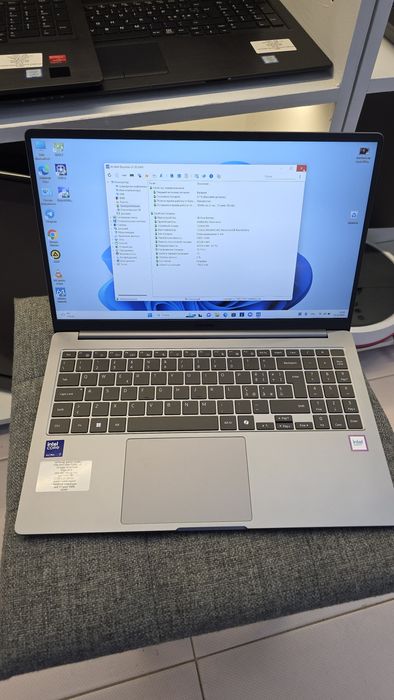 Samsung Galaxy Book5 ultra 7 255  32gb 1tb