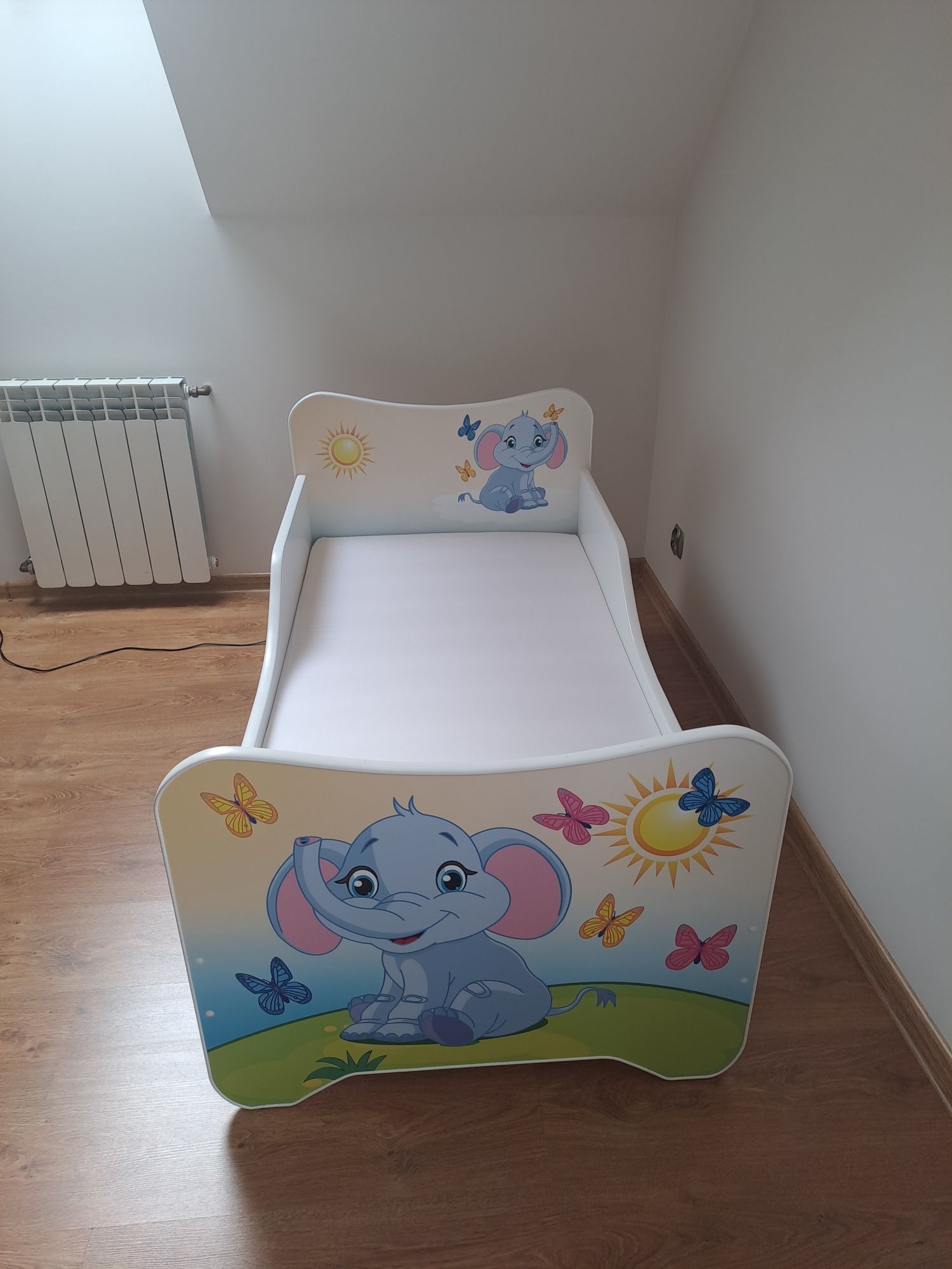 Łóżko dla dziecka 145x75