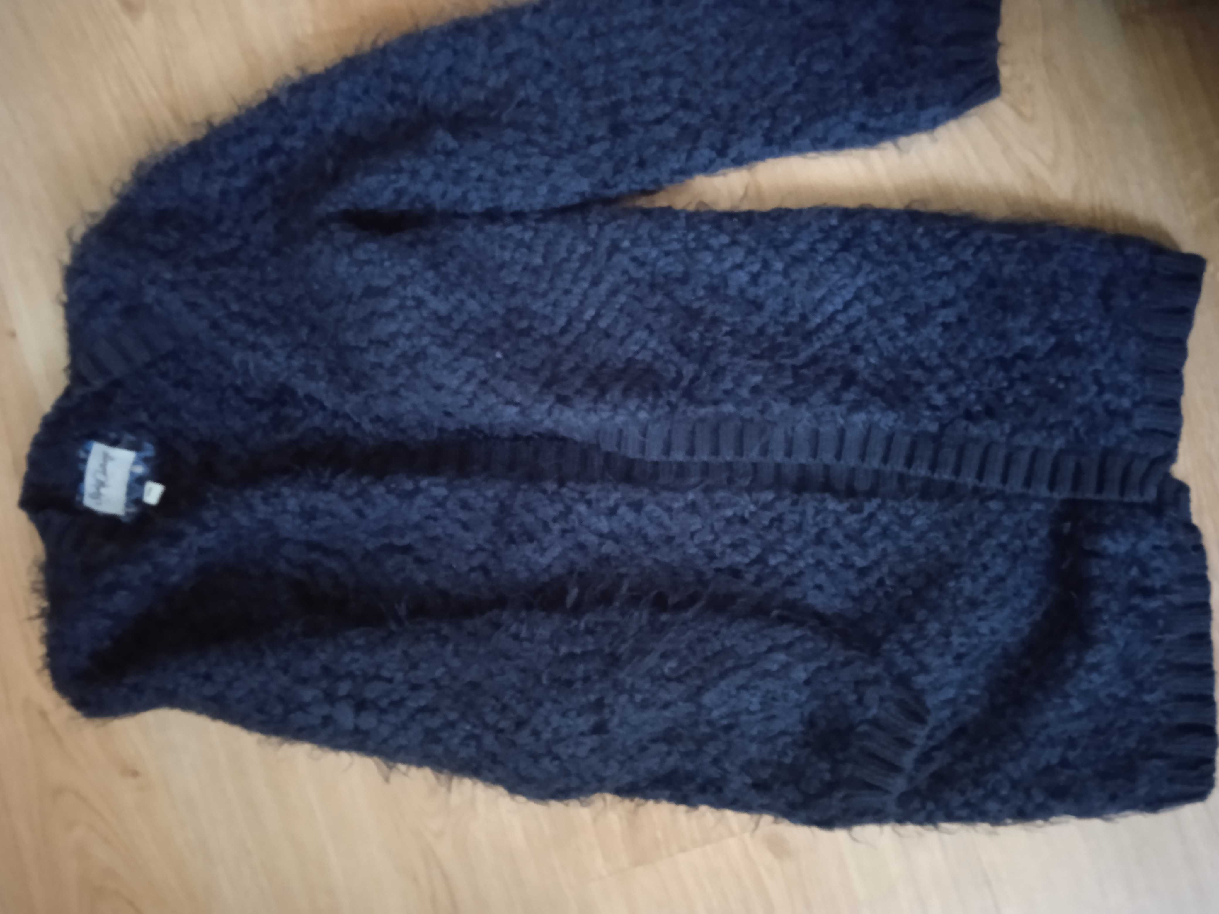 Sweterek narzutka ciepła dla dziewczynki rozm 116