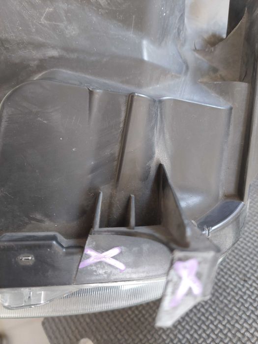 farol esq nissan qashqai