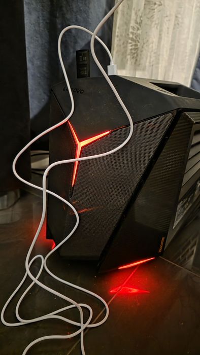 PC Lenovo Y710 Cube