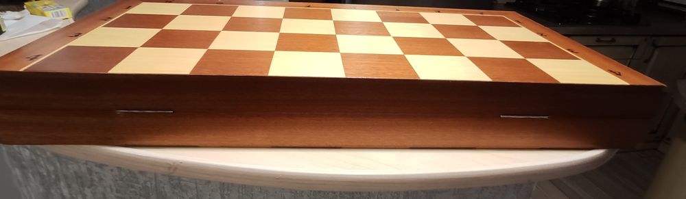 Шахи великі,подарункові полістоун Спартак с-156