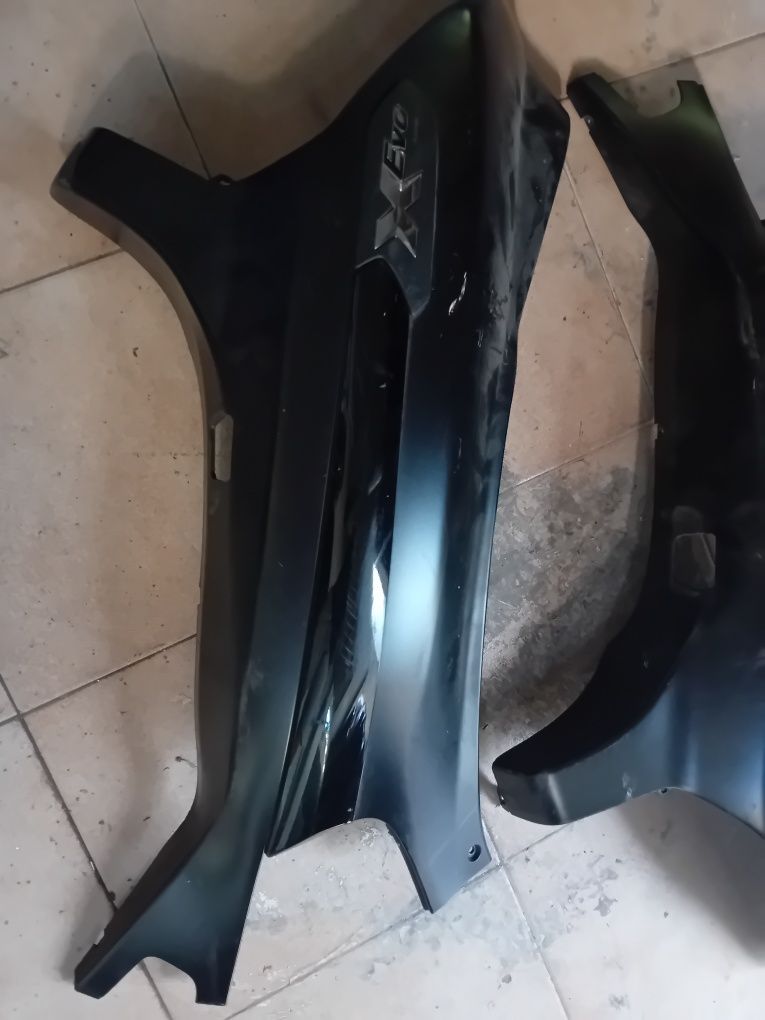 Farol e carnagens x8 xevo