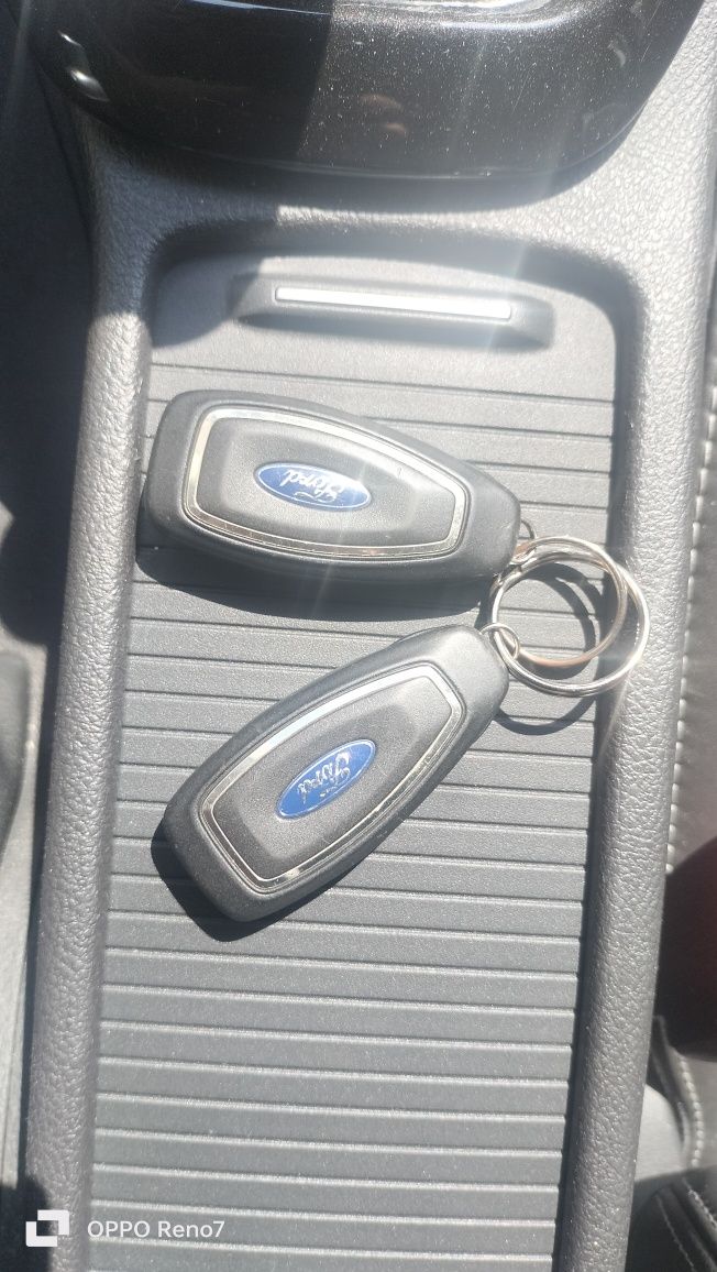 Ford focus Titanium 1.0 ecoboost 125cv • económico
