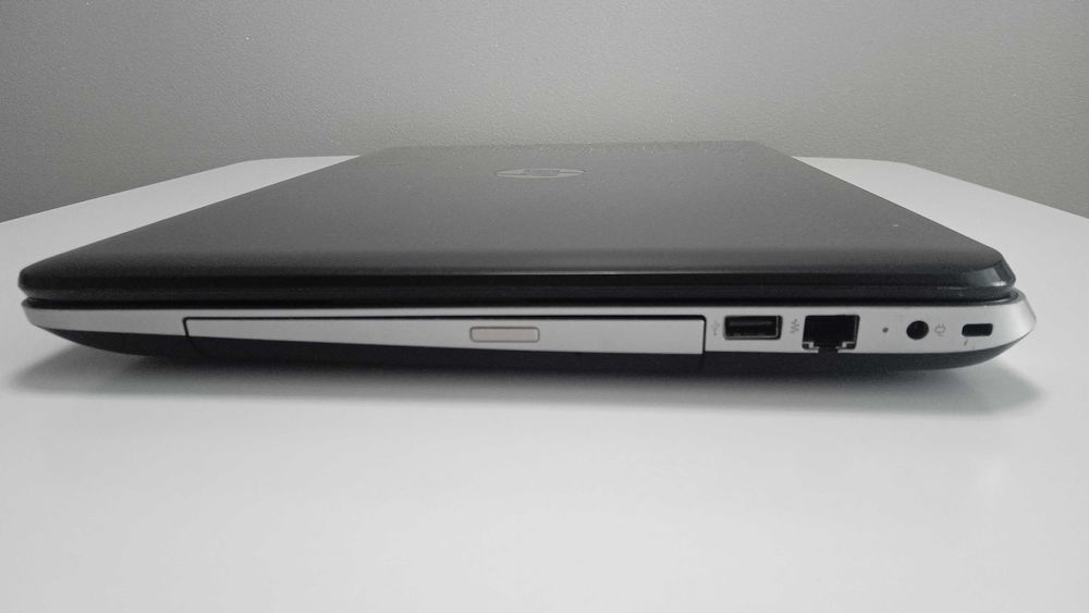 Ноутбук Hewlett-Packard HP Pavilion 17. ОЗУ 4ГБ. Диск 500ГБ. + сумка