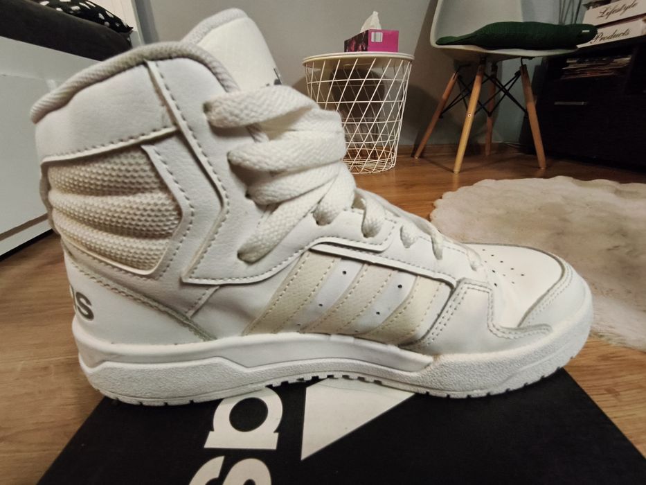 Buty  adidas damskie Entrap MID EG4341 rozmiar 40/2/3 sneakersy