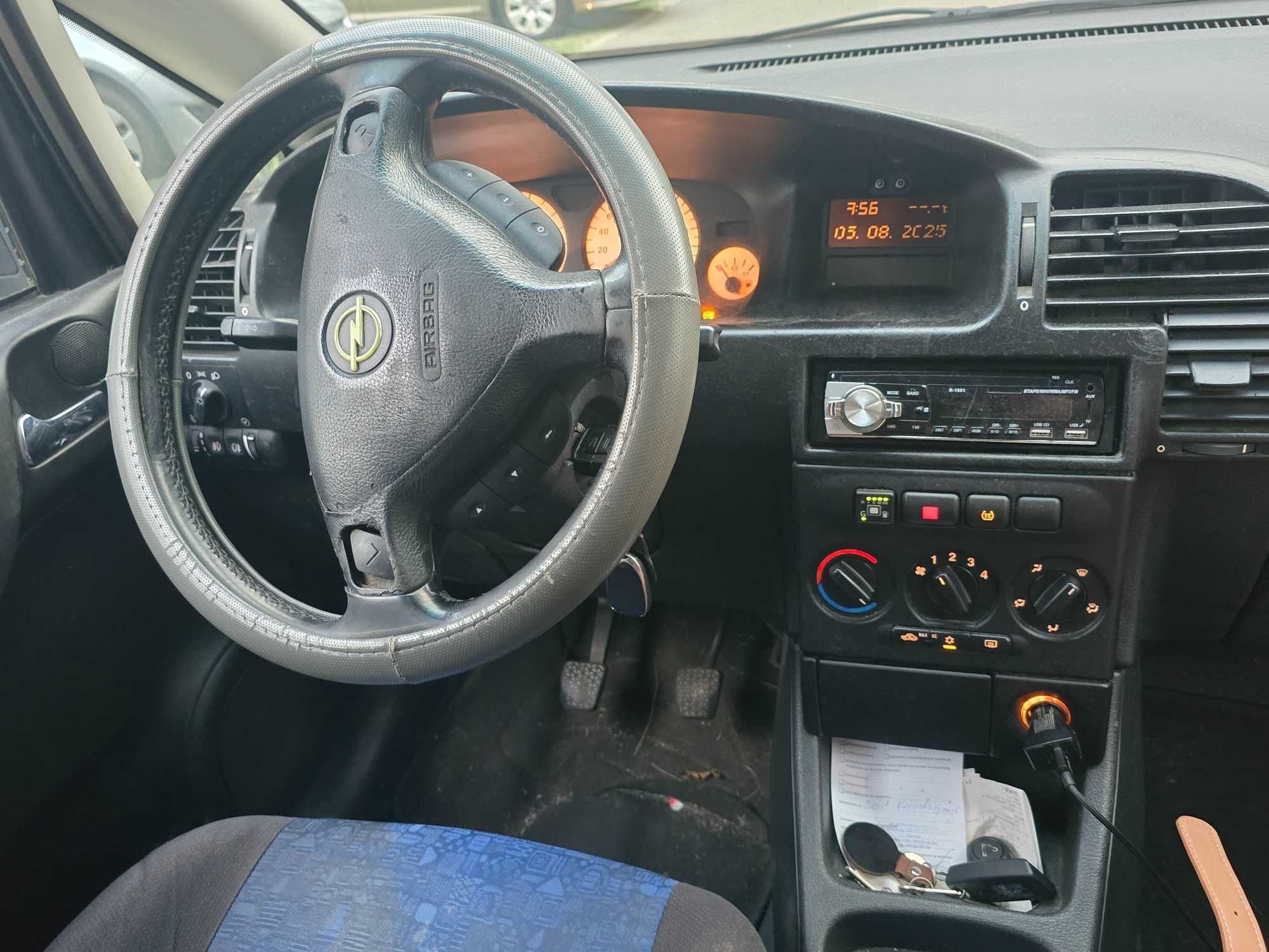 SPRZEDAM Opel Zafira