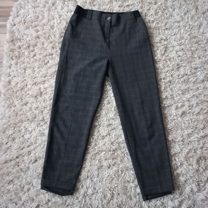 Стильні жіночі брюки