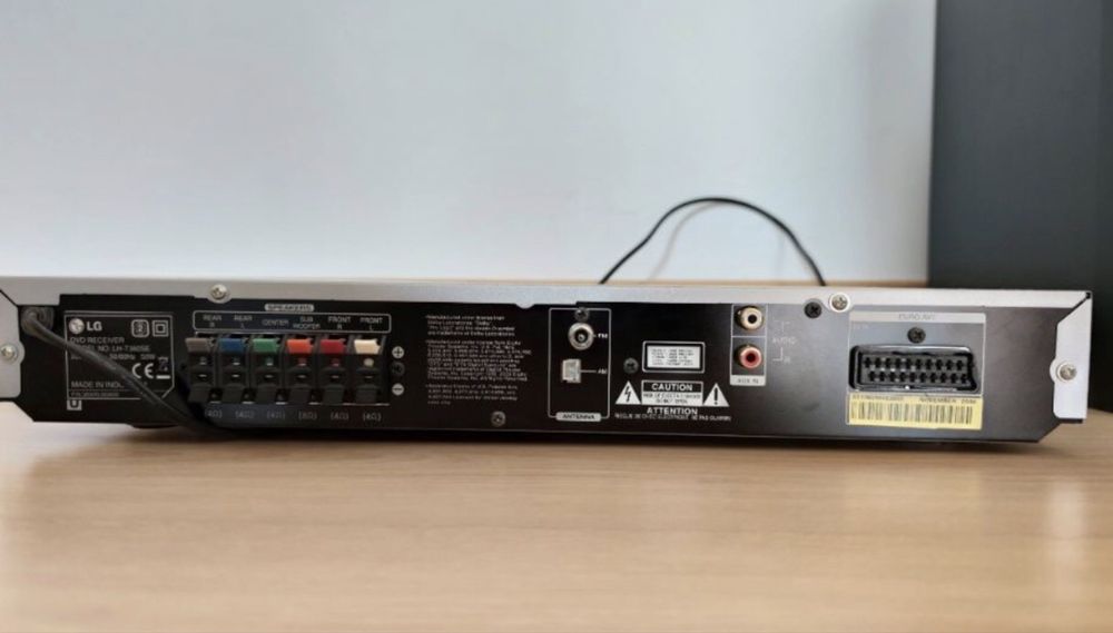 Home cinema LG como nova