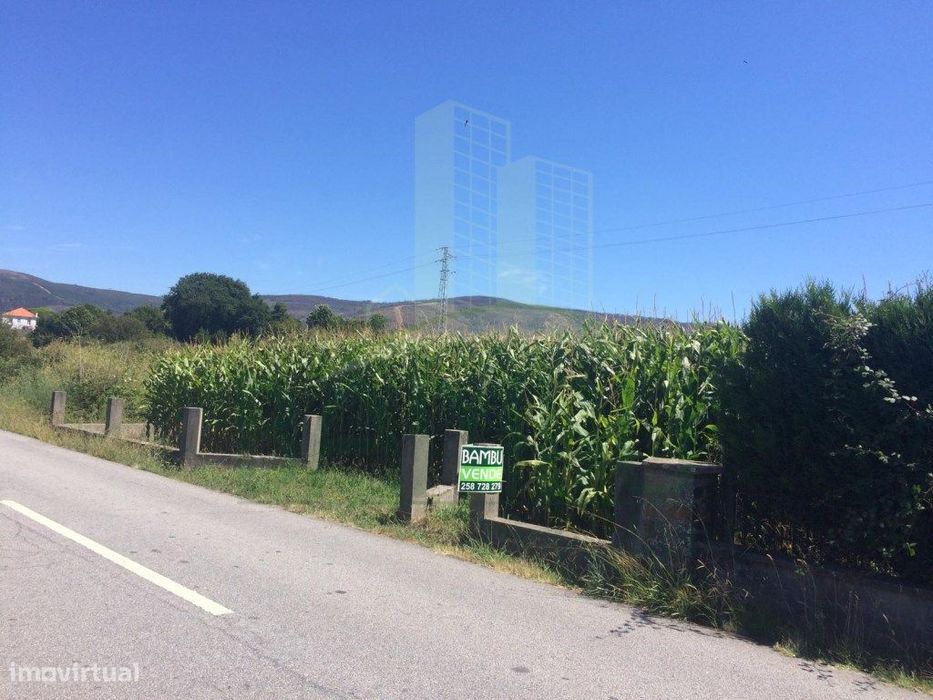 Terreno para Construção em Venade.