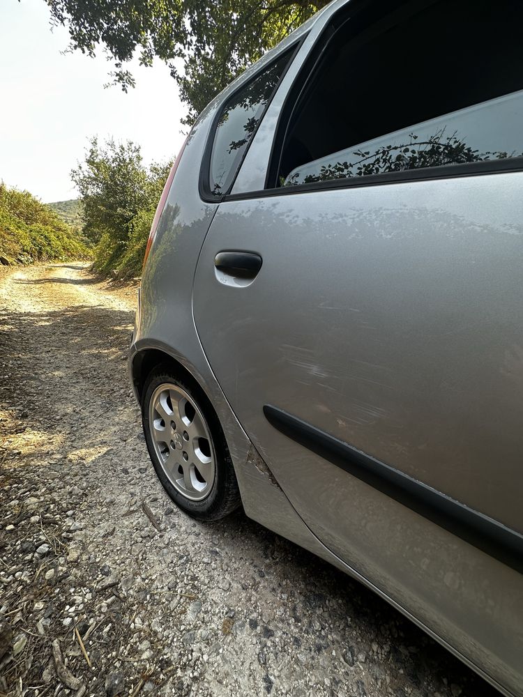 Mitsubishi Colt 1.4 (2004)