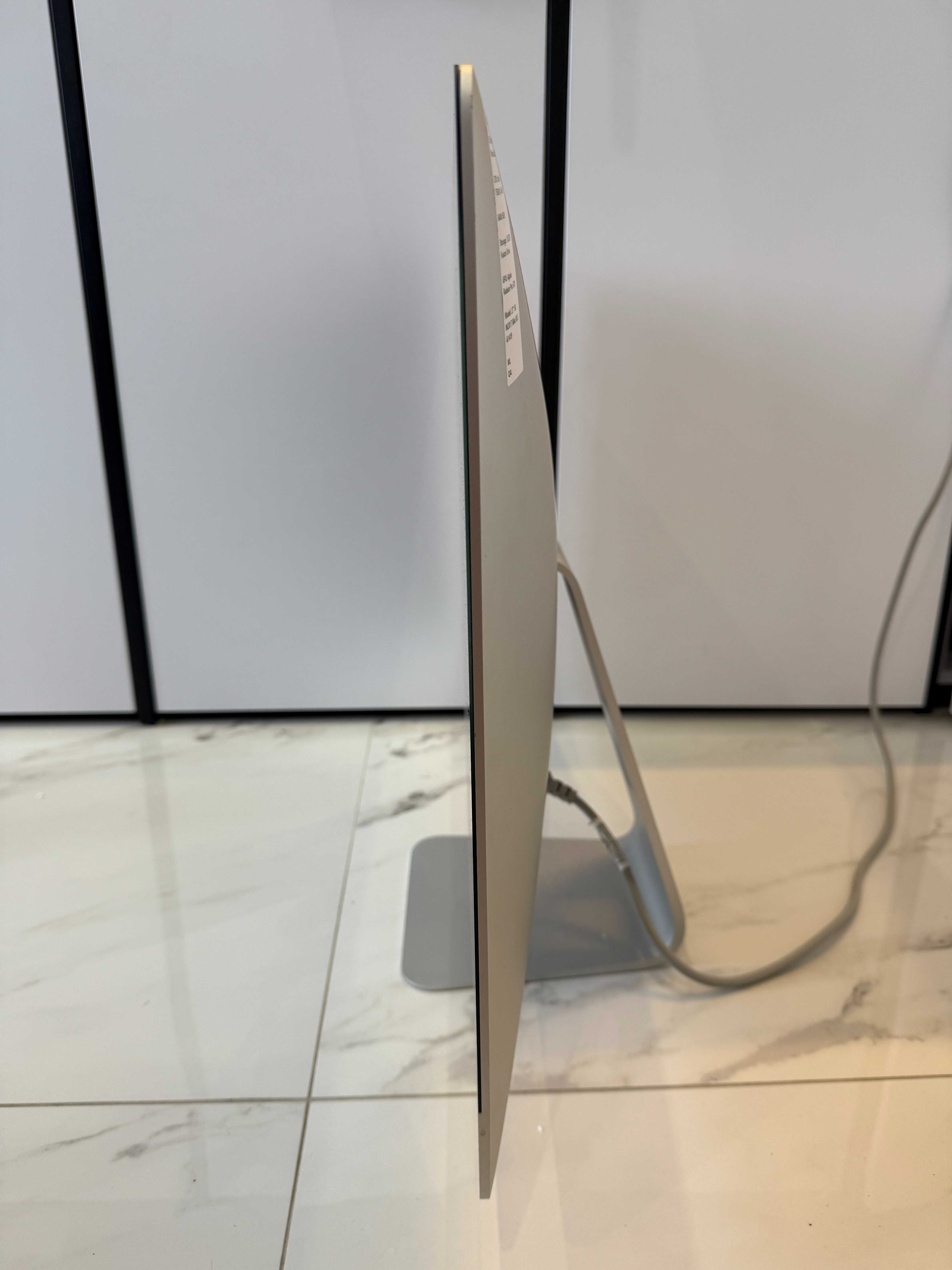iMac 27 5K 2017 1TB Intel i5 7500 3.4 GHz GPU Apple Radeon Pro 570