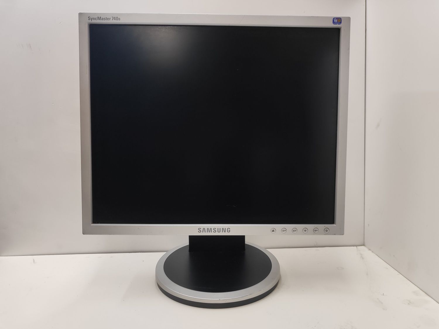 Monitory komputerowe