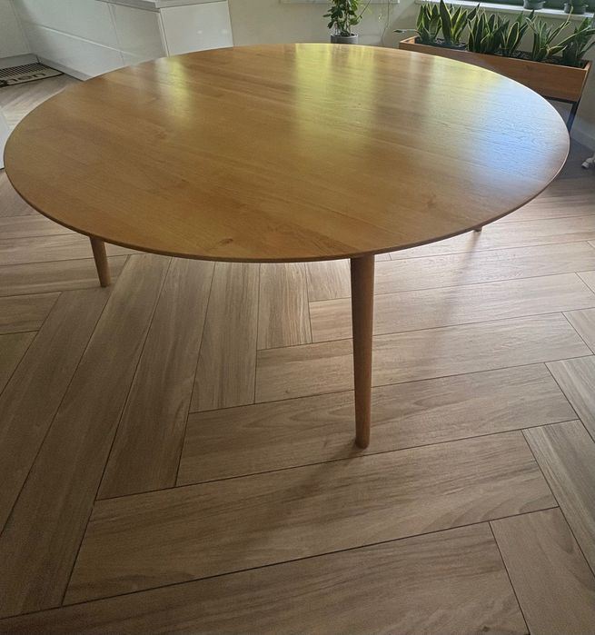 Stół dębowy okrągły duży 180 cm z Manufaktury Drewna