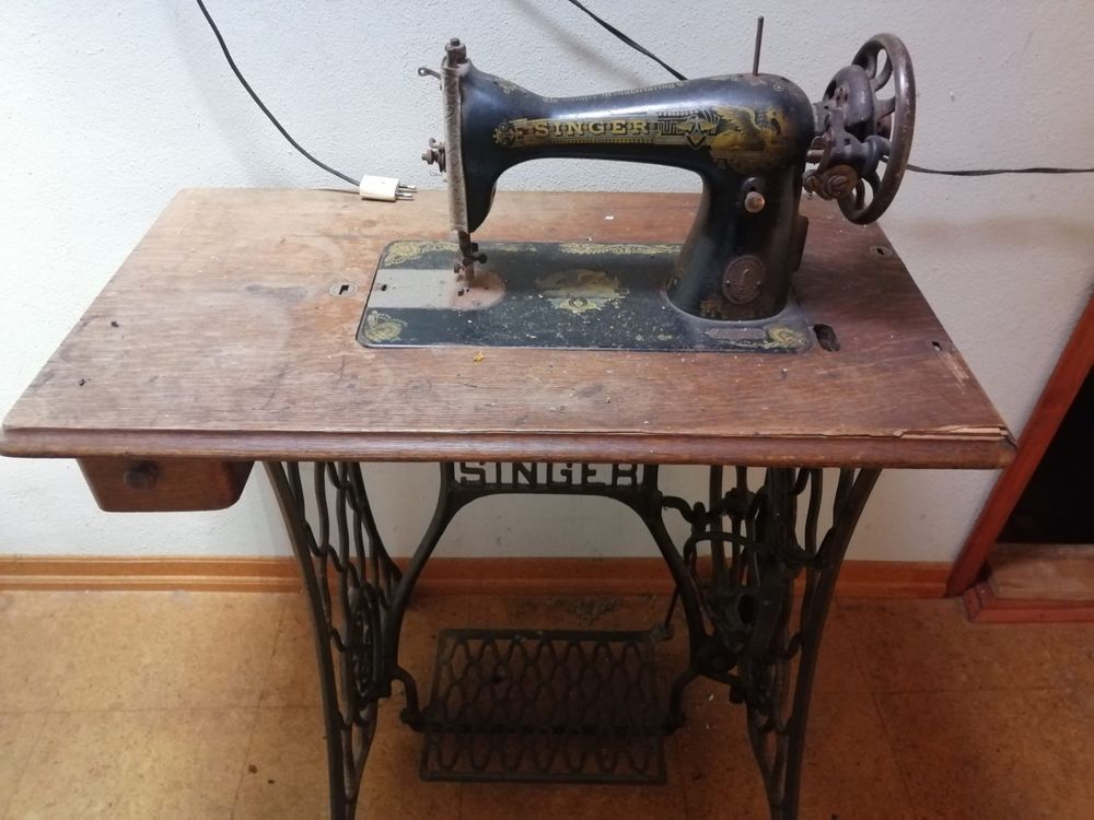 Maquina de Costura Singer