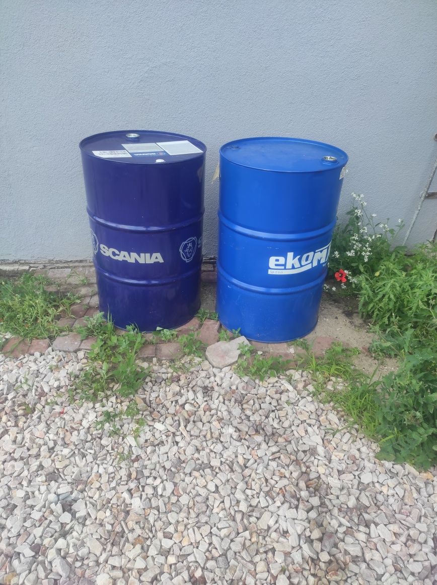 Metalowe beczki 200l