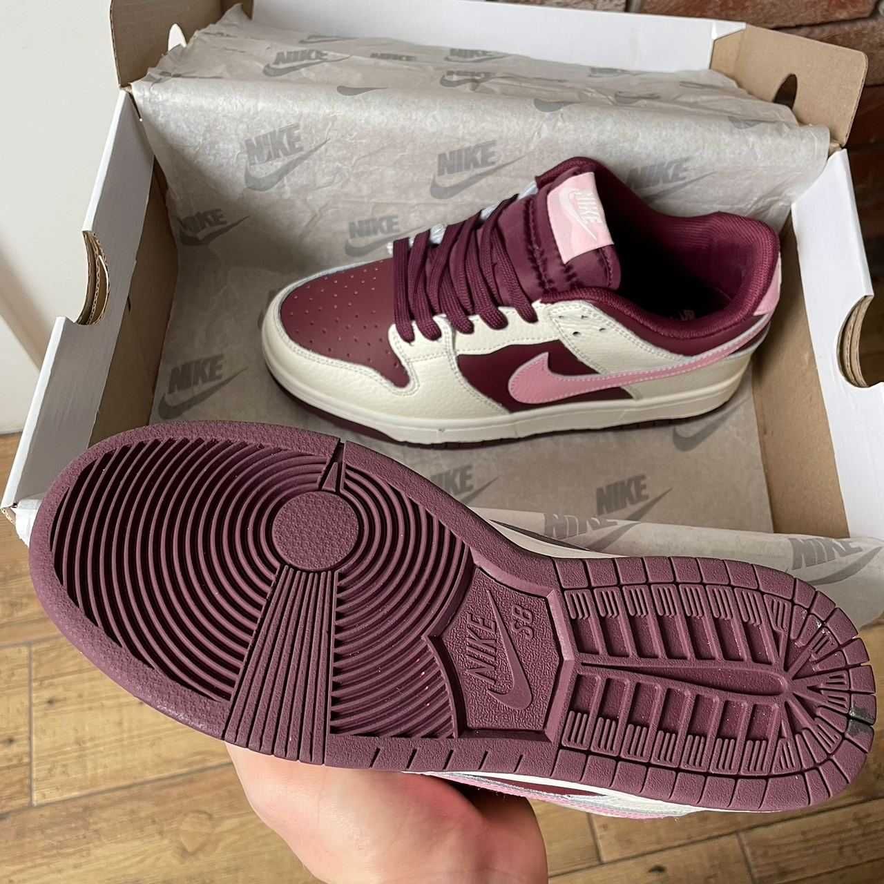 Жіночі Кросівки Nike sb dunk low Burgundy