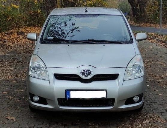Toyota Corolla Verso*2.2d4d*136ps*bez korozji*2007r*niski przebieg*