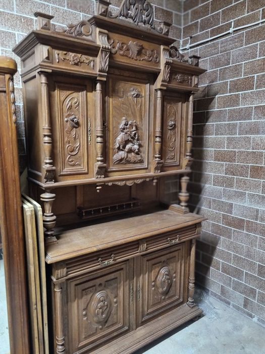 Antyk kredens Henry 2