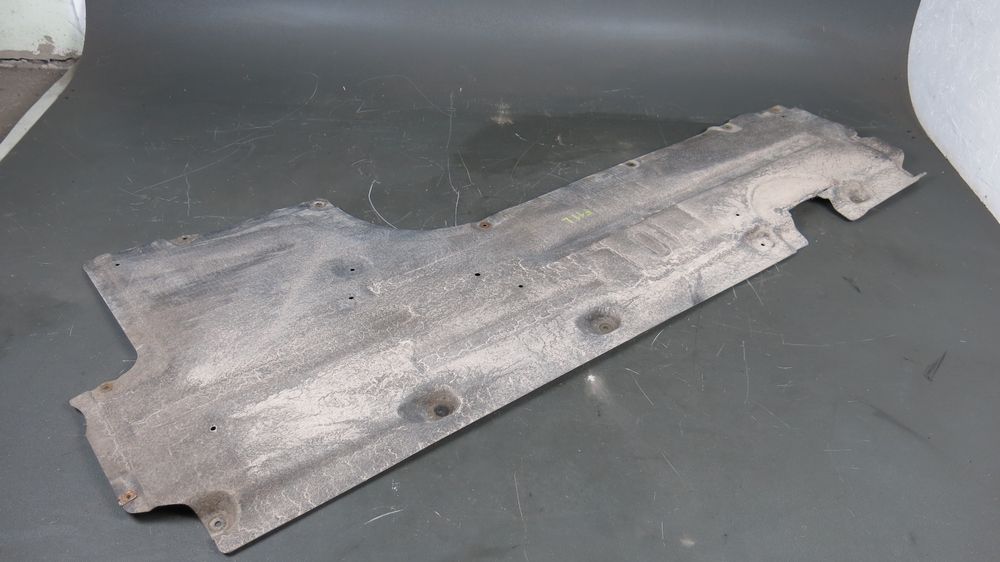 BMW F11 F10 5 osłona płyta progu podwozia Lewa