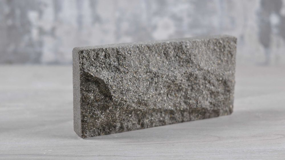 Цокольна та фасадна плитка.